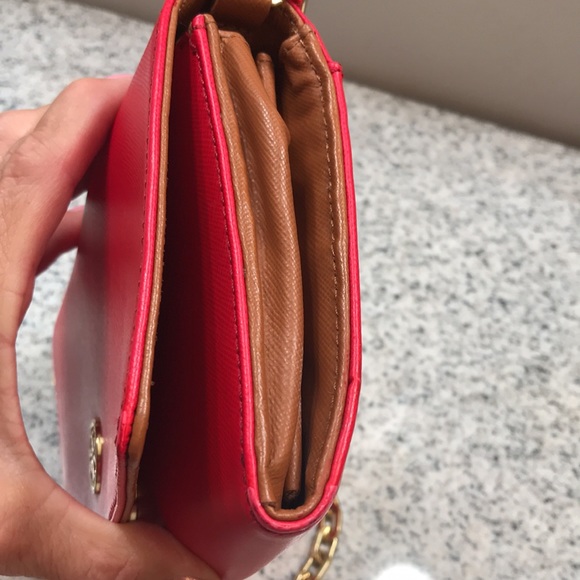 Tory Burch Chain Crossbody - Picture 11 of 16